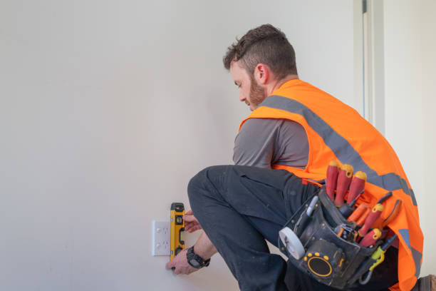 Best Electrical Outlet Repair  in Burnsville, MN